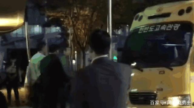 dnf唯一私服300
